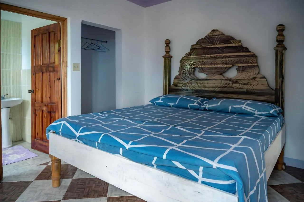 Guest house Burg Ann'S Villa Montego Bay Jamaica