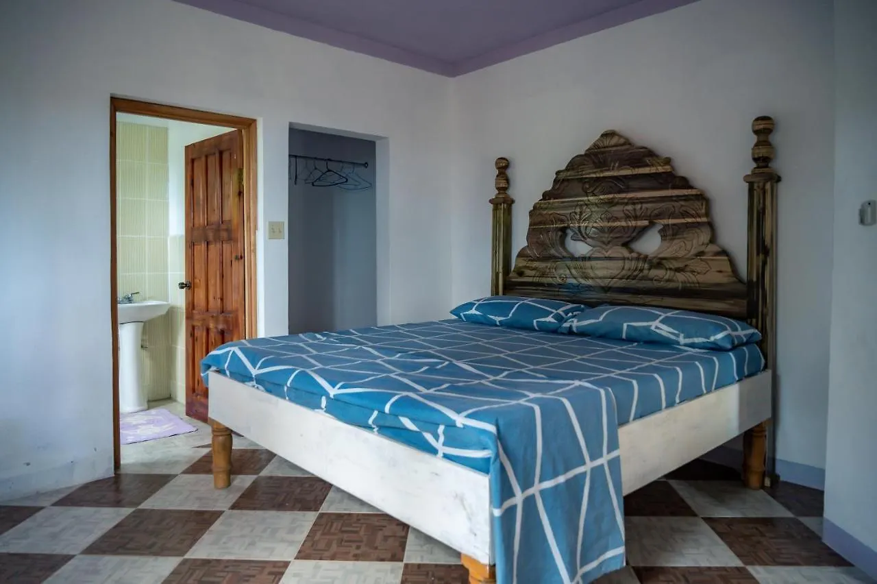 Burg Ann'S Villa Montego Bay 0*,