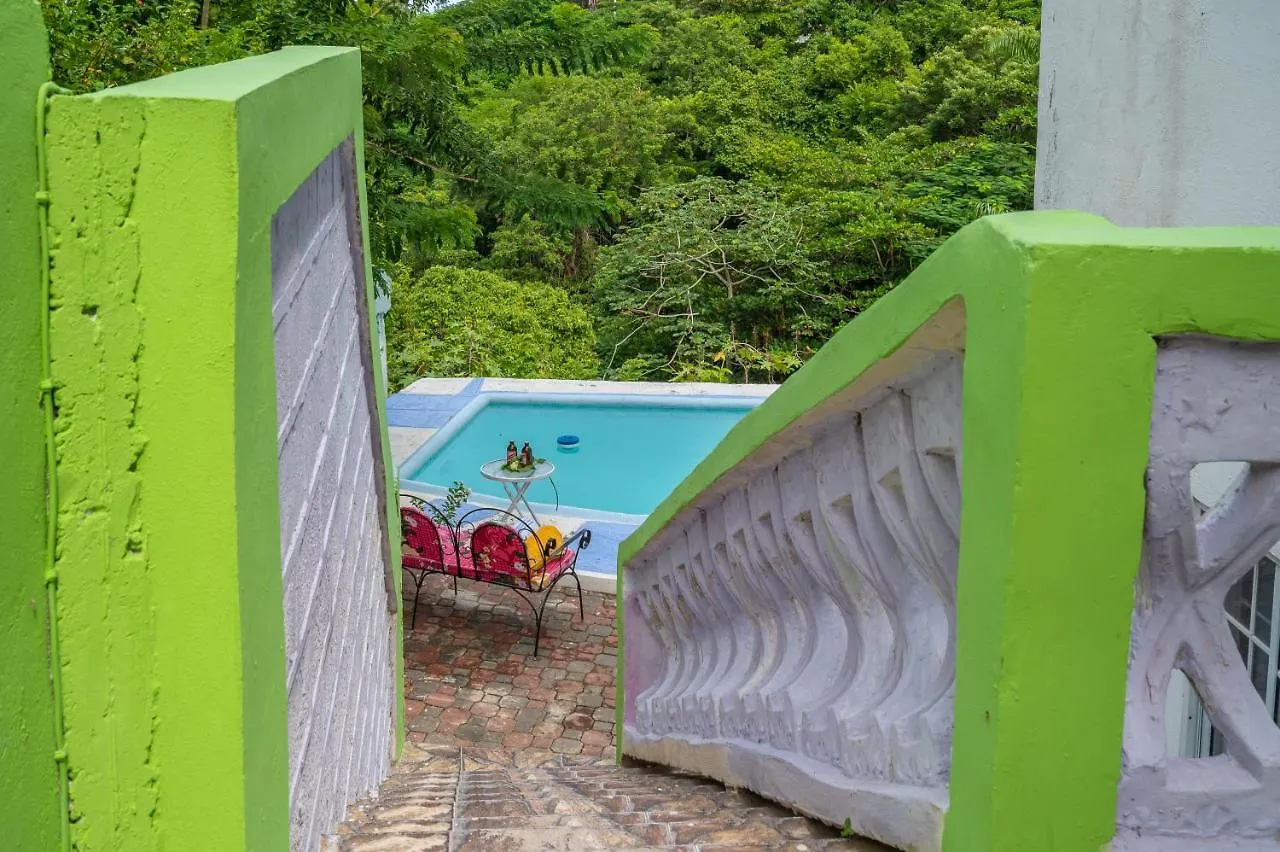 Guest house Burg Ann'S Villa Montego Bay Jamaica